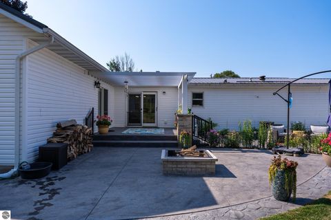 Tiny photo for 5806 W Weidman Road, Weidman, MI 48893 (MLS # 1943102)