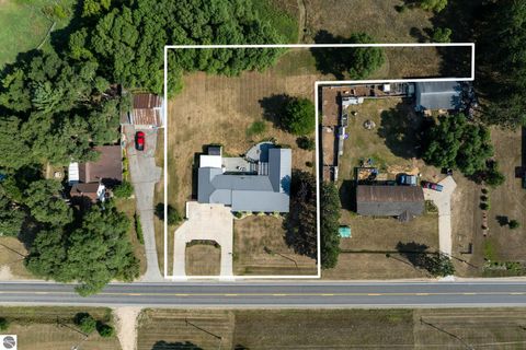 Tiny photo for 5806 W Weidman Road, Weidman, MI 48893 (MLS # 1943102)