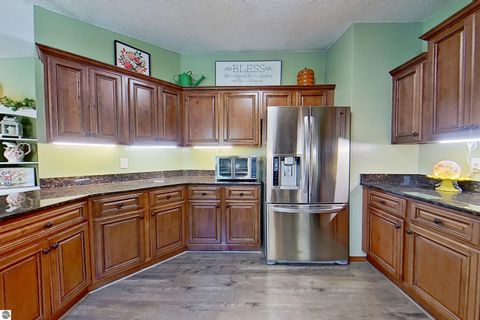 Tiny photo for 5806 W Weidman Road, Weidman, MI 48893 (MLS # 1943102)