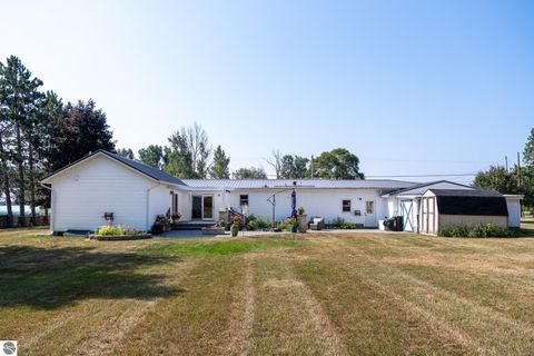 Tiny photo for 5806 W Weidman Road, Weidman, MI 48893 (MLS # 1943102)