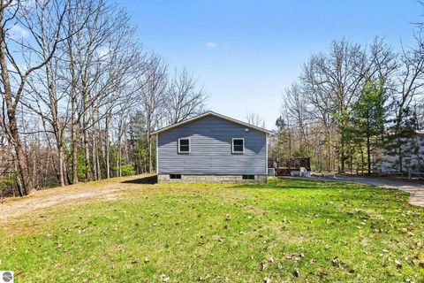Tiny photo for 304 Christina Lane, Traverse City, MI 49696 (MLS # 1944055)