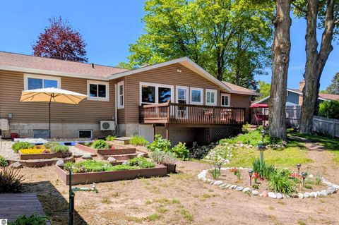 Tiny photo for 704 Green Acres St, Bellaire, MI 49615 (MLS # 1945733)