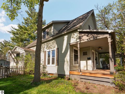 Tiny photo for 821 Webster Street, Traverse City, MI 49686 (MLS # 1945721)