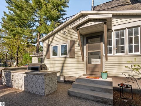 Tiny photo for 821 Webster Street, Traverse City, MI 49686 (MLS # 1945721)