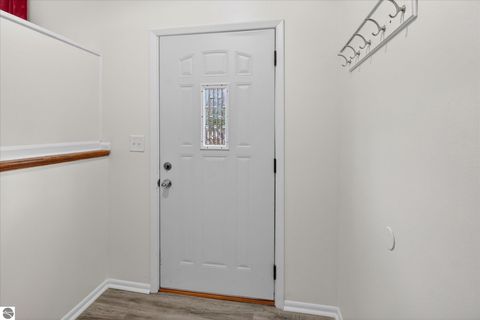 Tiny photo for 604 S Rockingham Avenue, Alma, MI 48801 (MLS # 1943596)