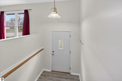 Tiny photo for 604 S Rockingham Avenue, Alma, MI 48801 (MLS # 1943596)