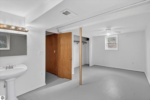 Tiny photo for 604 S Rockingham Avenue, Alma, MI 48801 (MLS # 1943596)