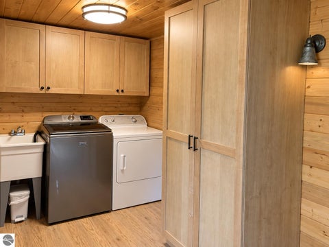 Tiny photo for 575 W Birch Road, Roscommon, MI 48653 (MLS # 1950530)