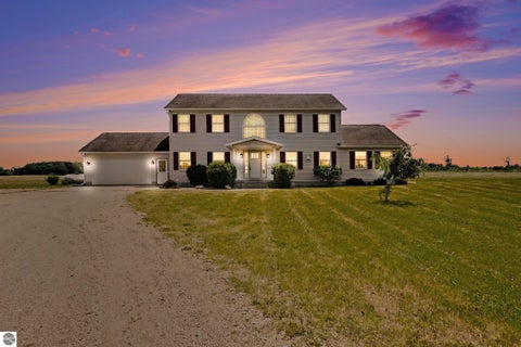 Photo of 4606 E Jordan Road, Mt Pleasant, MI 48858 (MLS # 1946541)