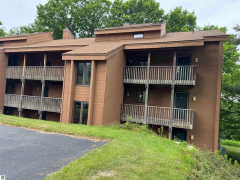 Photo of 4673 Crossover Drive #562, Bellaire, MI 49615 (MLS # 1942653)