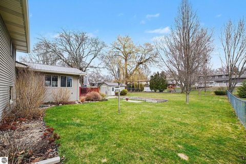 Tiny photo for 218 Fleming Drive, Alma, MI 48801 (MLS # 1943414)