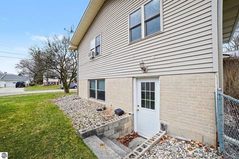 Tiny photo for 218 Fleming Drive, Alma, MI 48801 (MLS # 1943414)