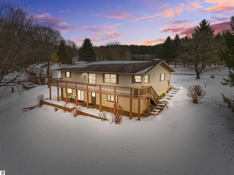 Tiny photo for 9561 Peterson Drive, Cadillac, MI 49601 (MLS # 1941729)