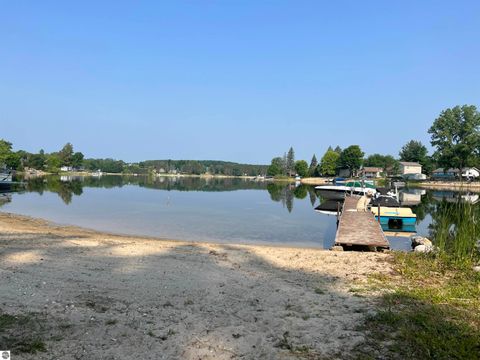 Tiny photo for 9561 Peterson Drive, Cadillac, MI 49601 (MLS # 1941729)