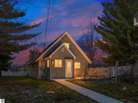 Photo of 7049 W White Birch Avenue, Lake City, MI 49651 (MLS # 1944255)