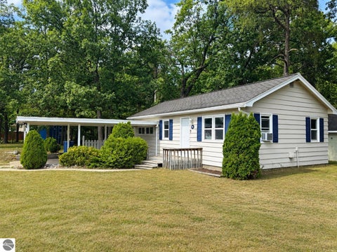 Tiny photo for 885 Parsons Road, Traverse City, MI 49686 (MLS # 1951245)