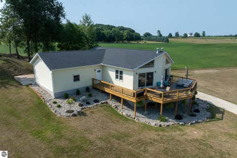 Tiny photo for 1201 S Clubhouse Drive, Lake Isabella, MI 48893 (MLS # 1948888)