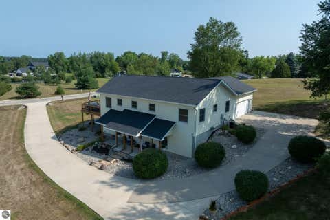 Tiny photo for 1201 S Clubhouse Drive, Lake Isabella, MI 48893 (MLS # 1948888)