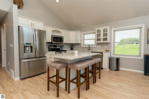 Tiny photo for 1201 S Clubhouse Drive, Lake Isabella, MI 48893 (MLS # 1948888)