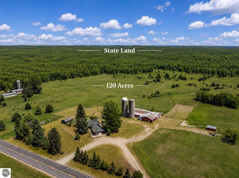 Tiny photo for 1902 N 29 Road, Cadillac, MI 49601 (MLS # 1946473)