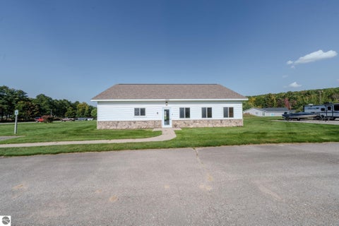 Tiny photo for 3896 Falling Leaf Trail, Traverse City, MI 49686 (MLS # 1951695)