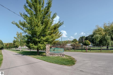 Tiny photo for 3896 Falling Leaf Trail, Traverse City, MI 49686 (MLS # 1951695)