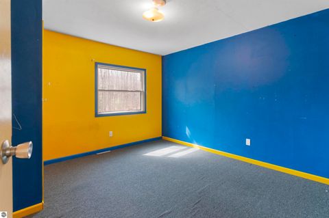 Tiny photo for 302 Fern Avenue, Cadillac, MI 49601 (MLS # 1942600)