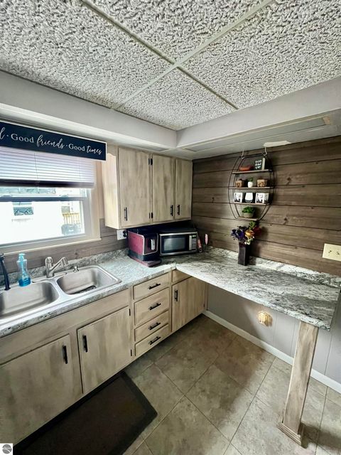 Tiny photo for 1735 Pattengill Avenue, Lansing, MI 48910 (MLS # 1943774)