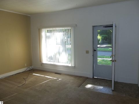 Tiny photo for 406 S Kinney, Mt Pleasant, MI 48858 (MLS # 1943857)