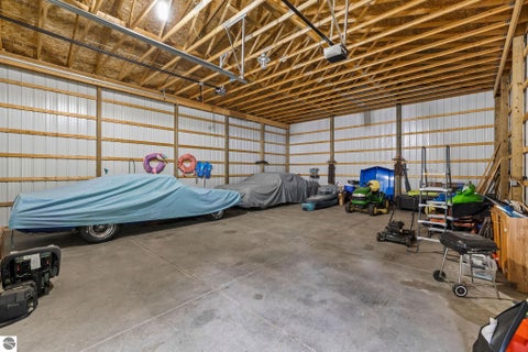 Tiny photo for 4812 SE County Line Road, Shepherd, MI 48883 (MLS # 1950997)