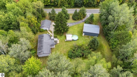 Tiny photo for 4812 SE County Line Road, Shepherd, MI 48883 (MLS # 1950997)