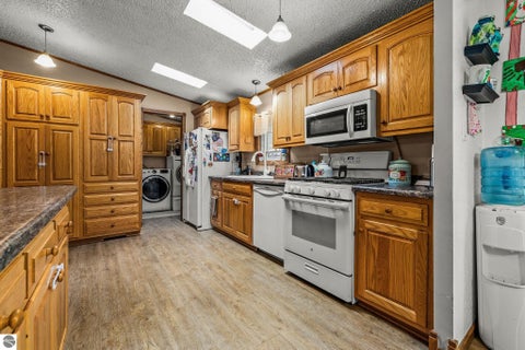 Tiny photo for 4812 SE County Line Road, Shepherd, MI 48883 (MLS # 1950997)