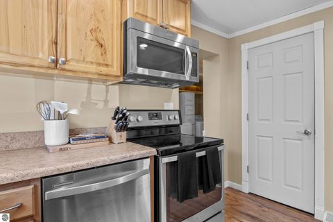 Tiny photo for 1014 Grant Street, Traverse City, MI 49686 (MLS # 1944334)