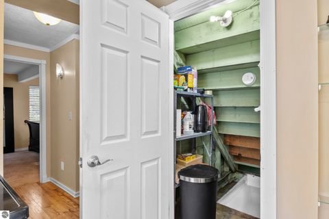 Tiny photo for 1014 Grant Street, Traverse City, MI 49686 (MLS # 1944334)