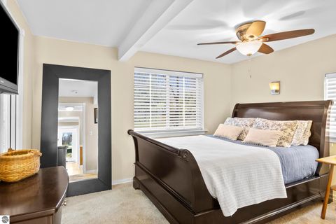 Tiny photo for 1014 Grant Street, Traverse City, MI 49686 (MLS # 1944334)
