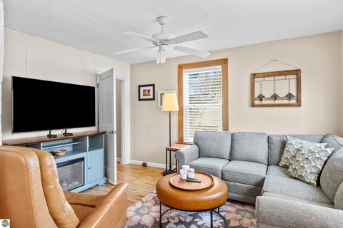 Tiny photo for 1014 Grant Street, Traverse City, MI 49686 (MLS # 1944334)