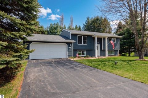 Tiny photo for 4005 Hearthside Drive, Traverse City, MI 49684 (MLS # 1944481)