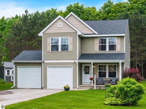 Photo of 9643 Pattys Lane, Traverse City, MI 49684 (MLS # 1946544)