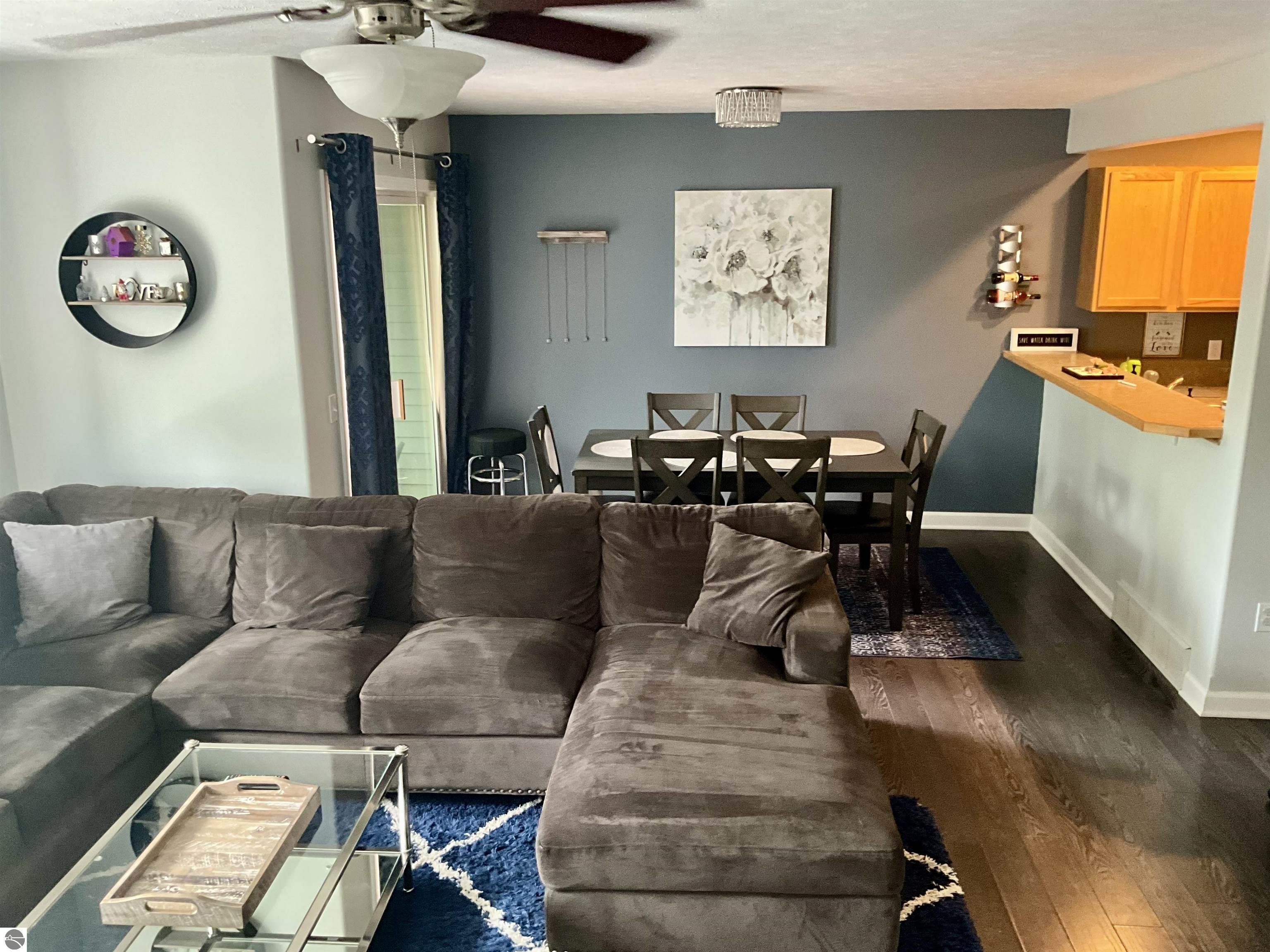 4003 Robin Hood Lane - Photo 3