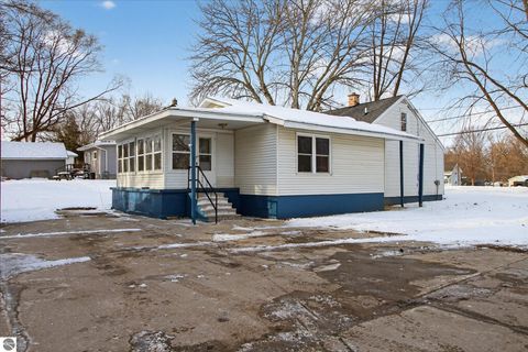 Tiny photo for 920 Ely Street, Alma, MI 48801 (MLS # 1942202)