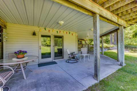 Tiny photo for 2022 N Clear Lake Road, West Branch, MI 48661 (MLS # 1946170)