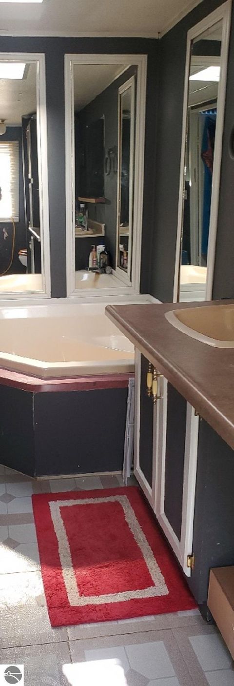 Tiny photo for 203 Fairview Blvd, Farwell, MI 48622 (MLS # 1943104)