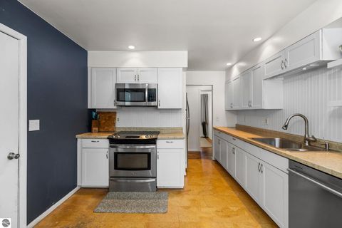 Tiny photo for 611 George Street, Traverse City, MI 49686 (MLS # 1941631)