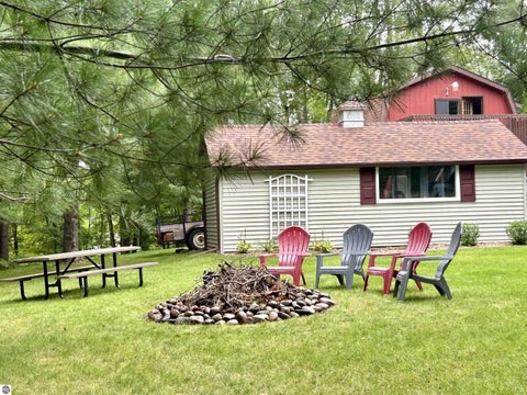 Tiny photo for 2940 Arrowhead TRL, West Branch, MI 48661 (MLS # 1950092)