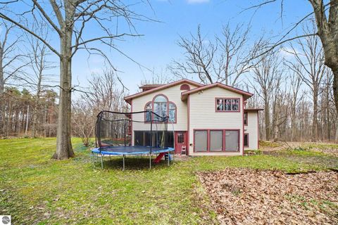 Tiny photo for 2790 S Gilmore Road, Mt Pleasant, MI 48858 (MLS # 1943805)