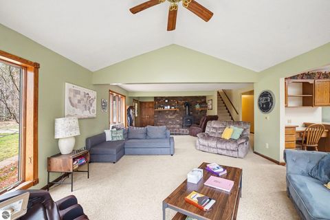 Tiny photo for 2790 S Gilmore Road, Mt Pleasant, MI 48858 (MLS # 1943805)