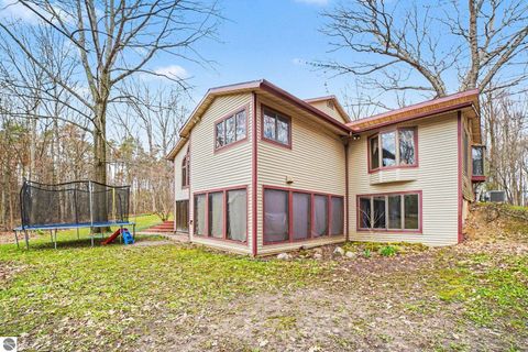 Tiny photo for 2790 S Gilmore Road, Mt Pleasant, MI 48858 (MLS # 1943805)