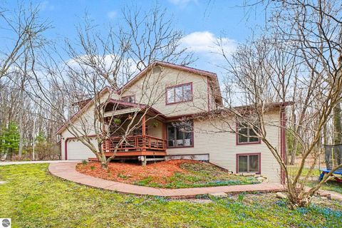 Tiny photo for 2790 S Gilmore Road, Mt Pleasant, MI 48858 (MLS # 1943805)