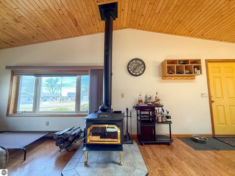 Tiny photo for 311 Iroquois Avenue, Prudenville, MI 48651 (MLS # 1943289)