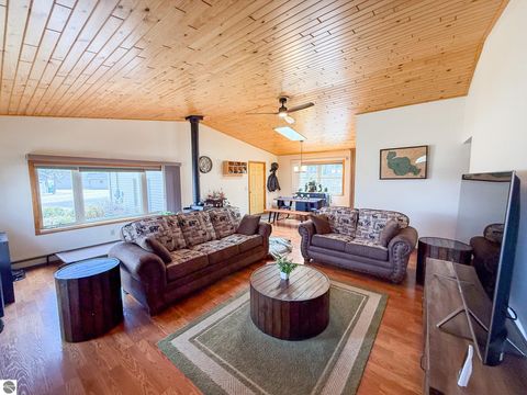 Tiny photo for 311 Iroquois Avenue, Prudenville, MI 48651 (MLS # 1943289)